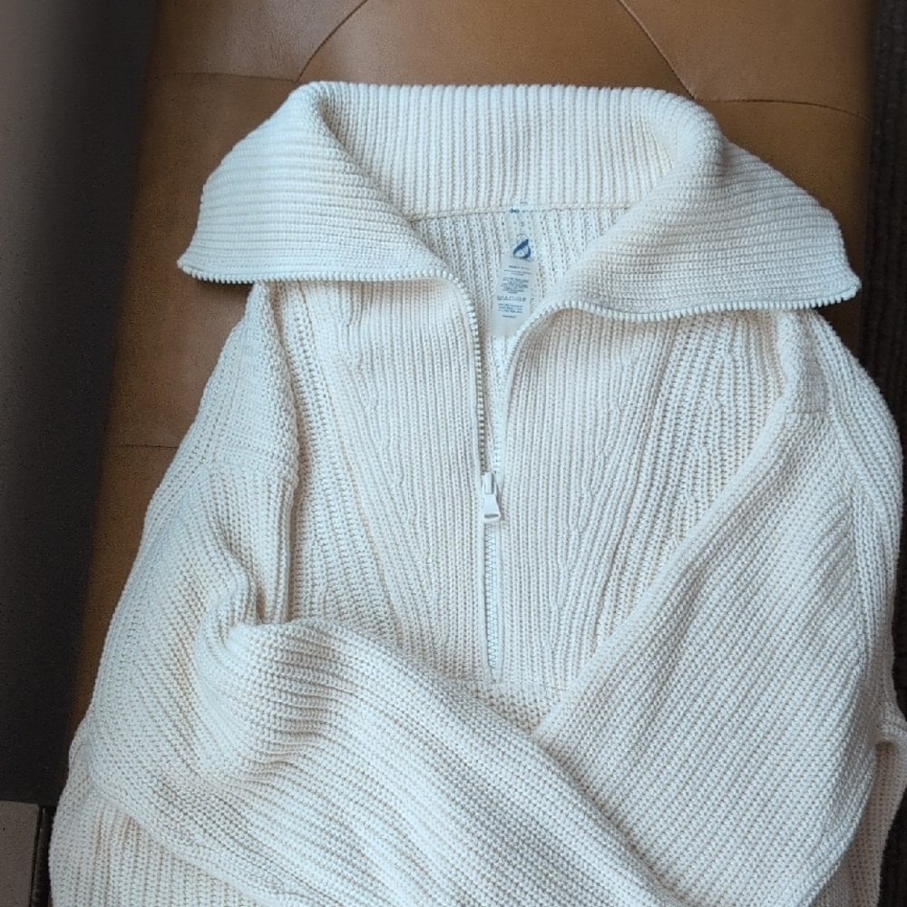 Lou & Grey Cream Turtleneck Sweater